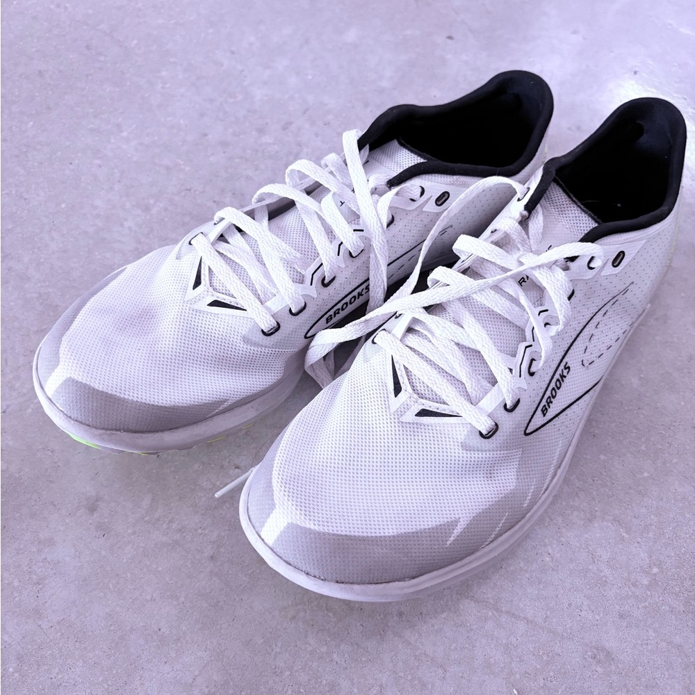 Like New Brooks Draft XC Running Spikes
